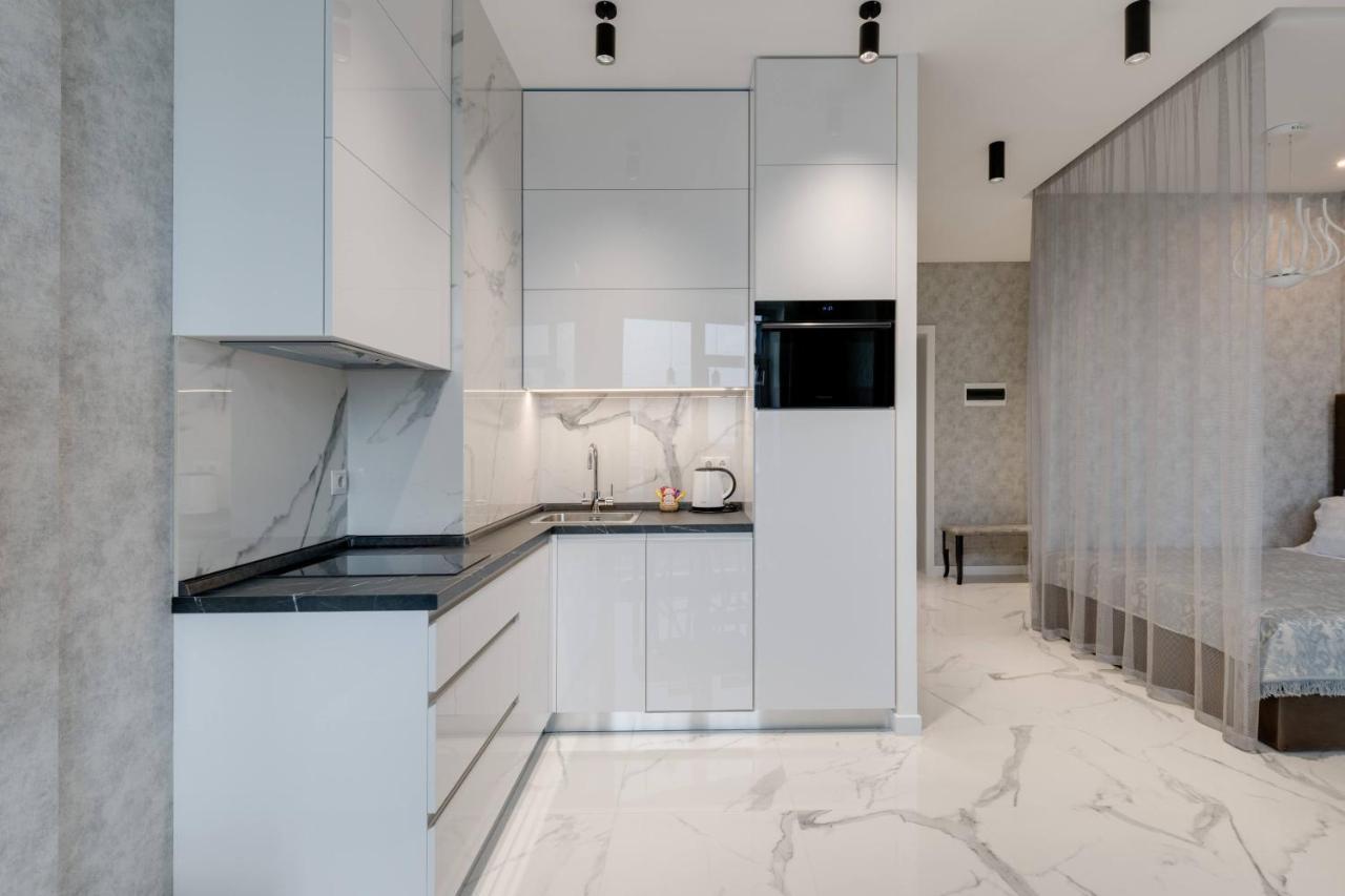 Luxurious Apartment With Panoramic View In The Historic Center Kiev Luaran gambar